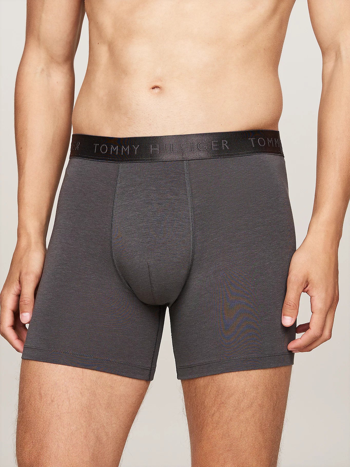 Tommy Hilfiger EVERYDAY LUXE Mens 3 -Pack Boxer Briefs Multicoloured side view of grey boxer briefs with elasticated waistband.