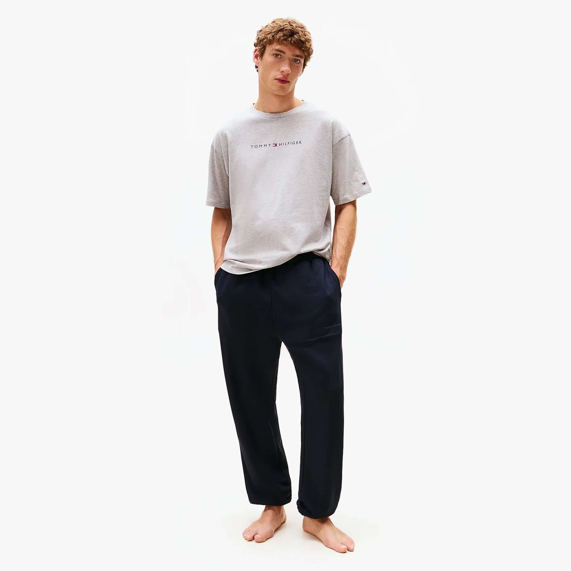 Tommy Hilfiger SS TEE CONT. LOGO Mens T-Shirts & Tank Tops Light Grey Heather front view on a model