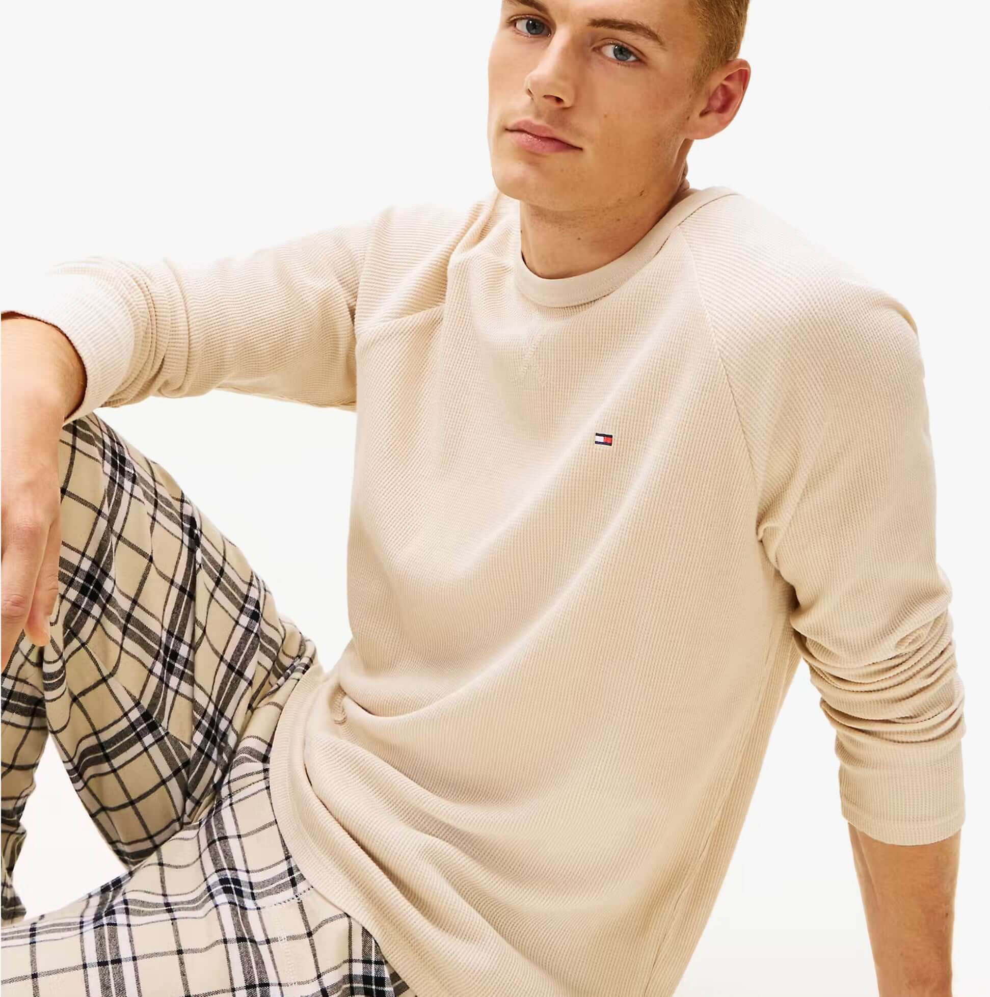 Tommy Hilfiger WAFFLE & PJ Mens Set Multicoloured front view featuring relaxed fit, long sleeves, and plaid pants.