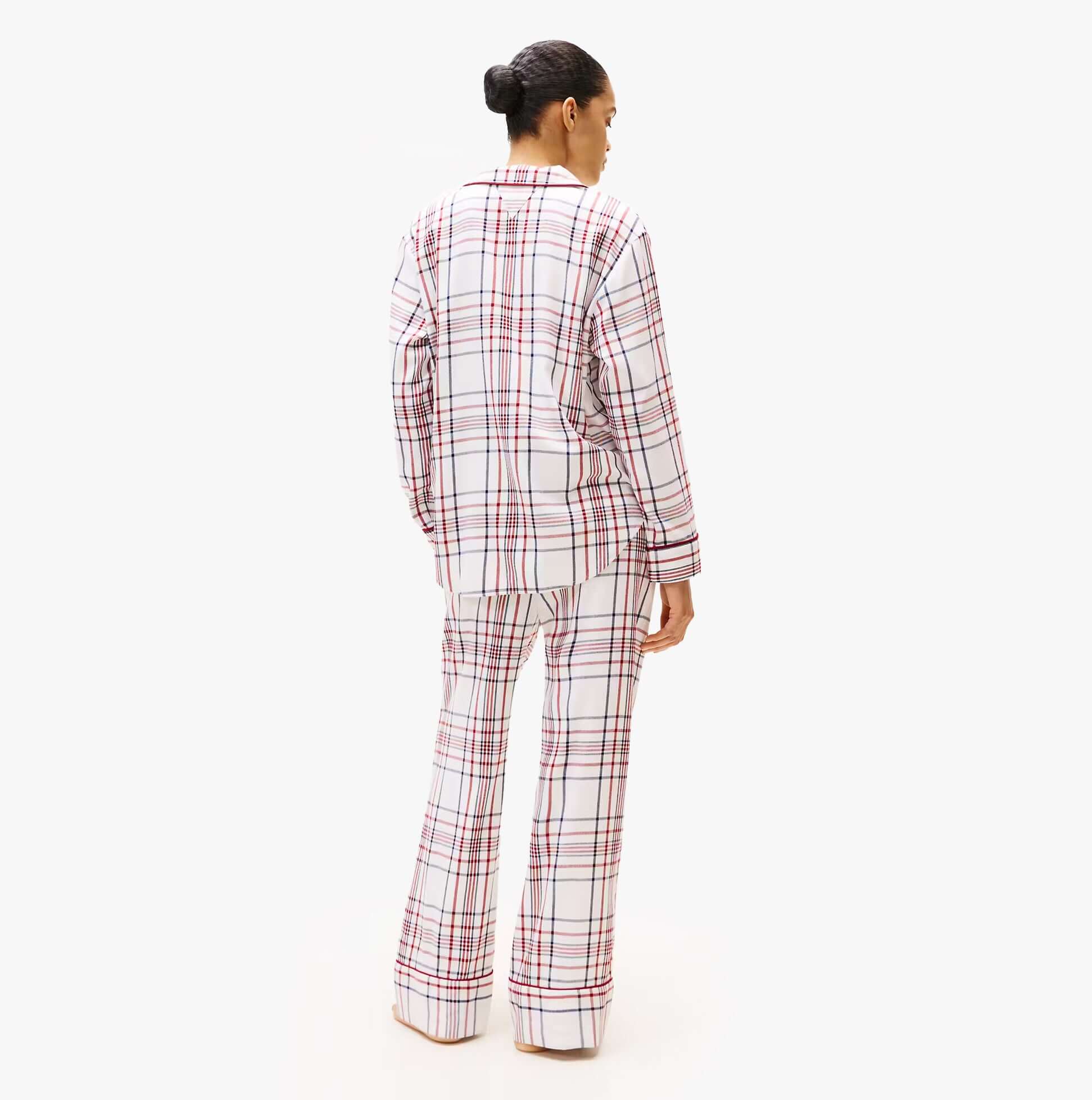 Tommy Hilfiger GIFT LS FLNL SHIRT S Womens Pyjama Set City Plaid Ivory Silk back view showing relaxed fit and plaid pattern.