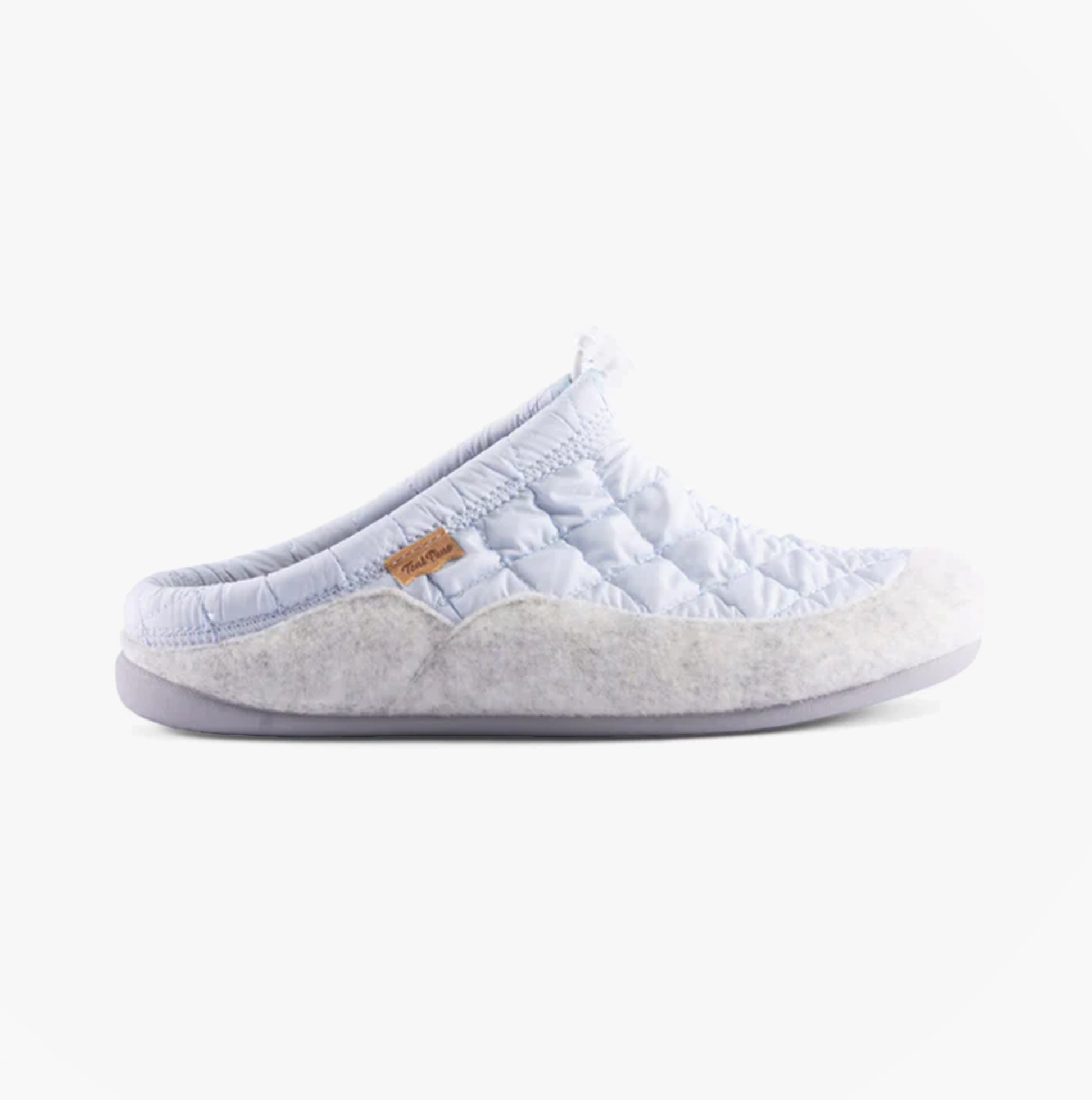 Toni Pons MEL-UM Womens Slippers Gel side view light blue synthetic mules with round toe and flat rubber sole