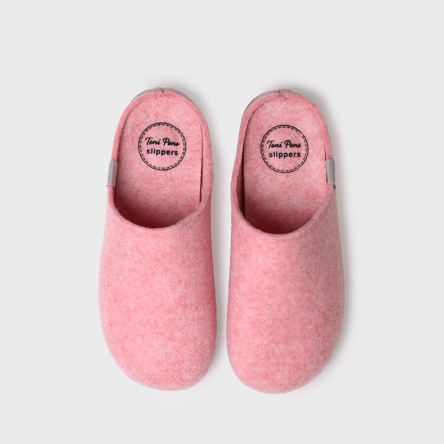 Toni Pons MONA-FR Womens Rosa top view of pink felt slippers, flat mules with round toe design.