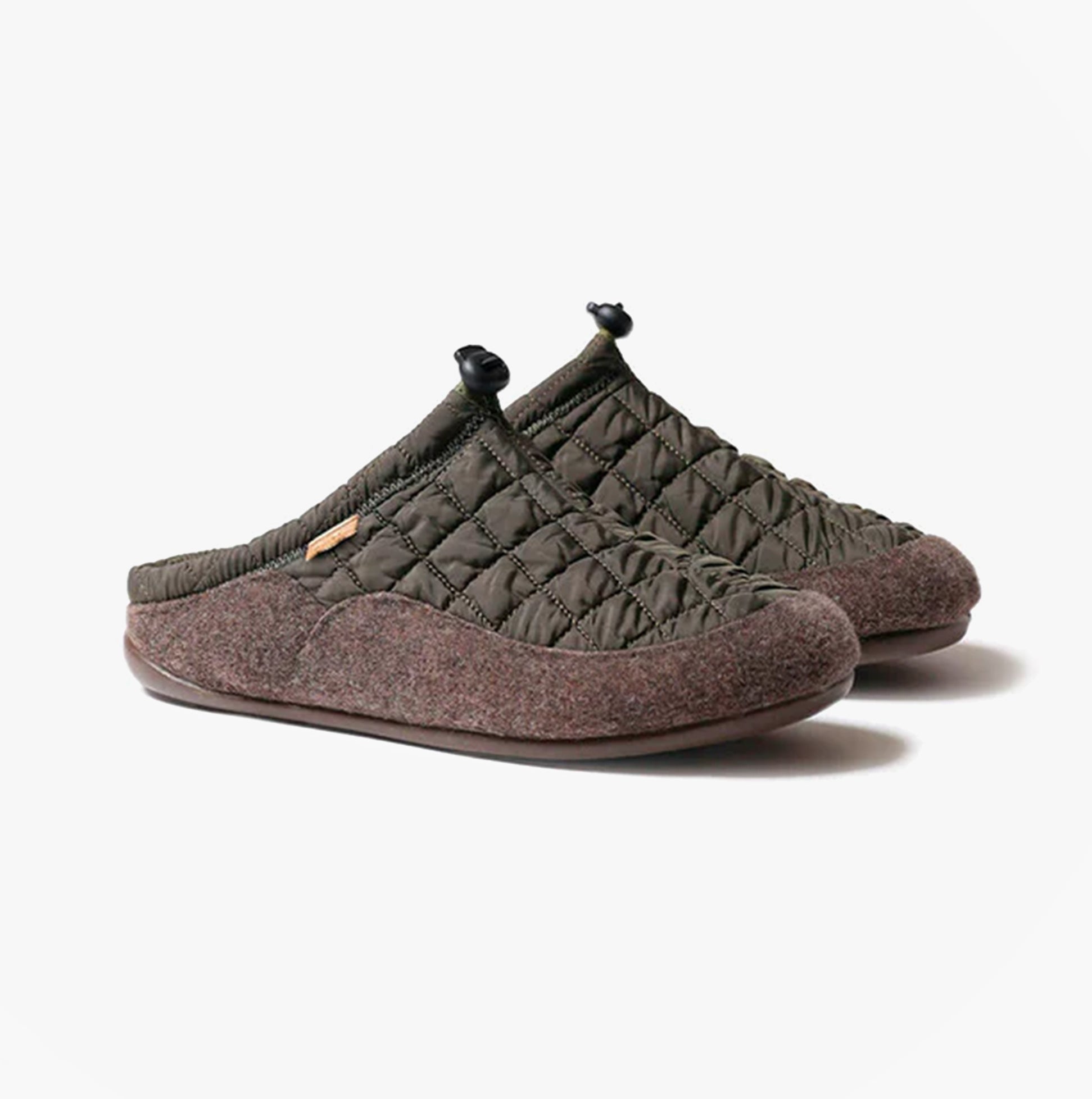 Toni Pons NADIR-UM Mens Caqui side view of slippers in felt and textile, featuring a slip-on design and round toe.