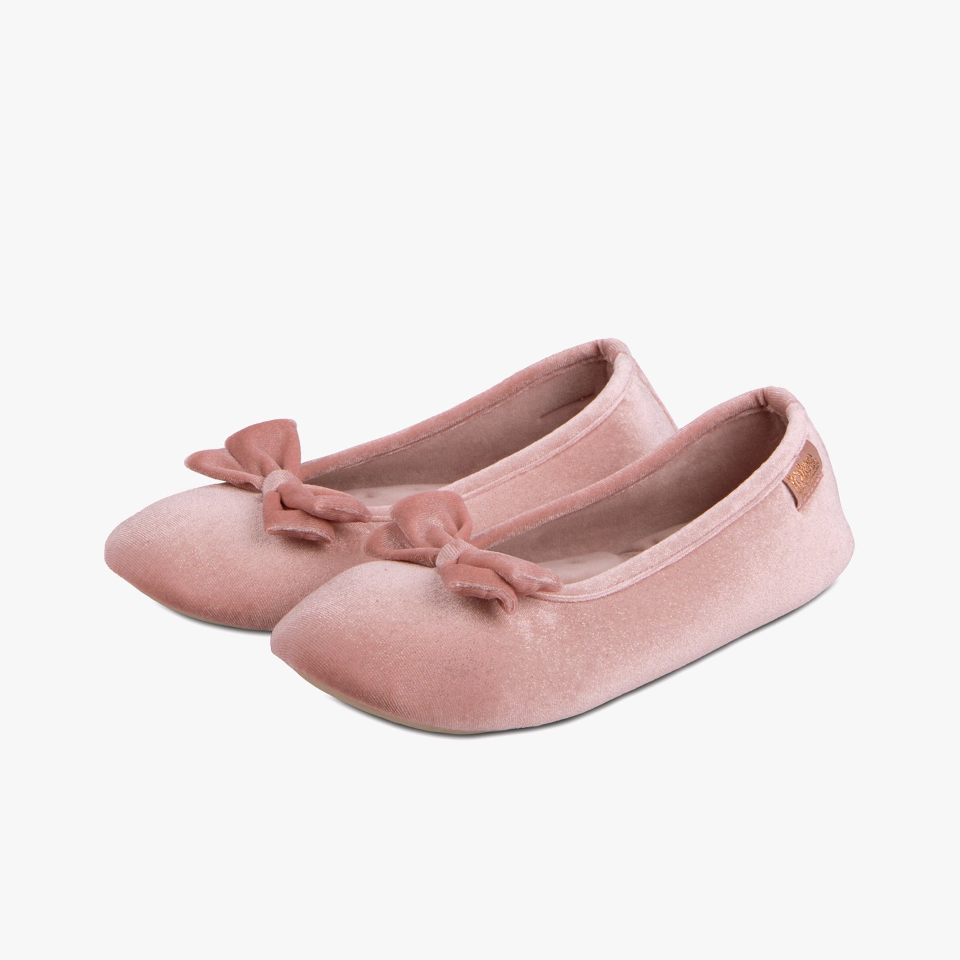 Totes Isotoner SPARKLE VELOUR BALLET Womens Ballet Slippers Pink side view with bow detail.