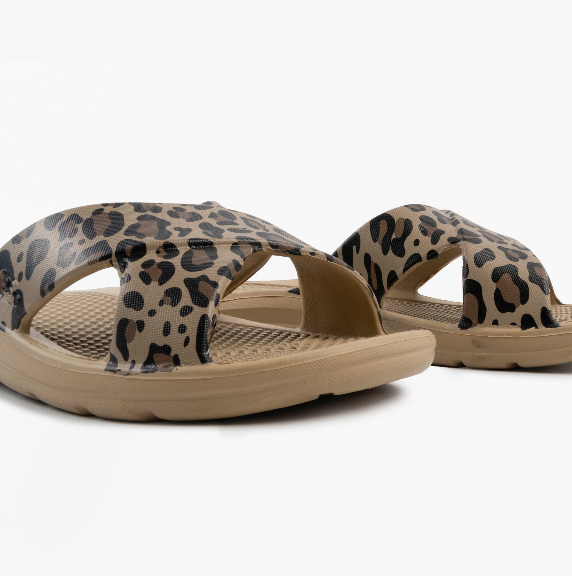 0359FLEO Womens Cross Slides Natural Leopard