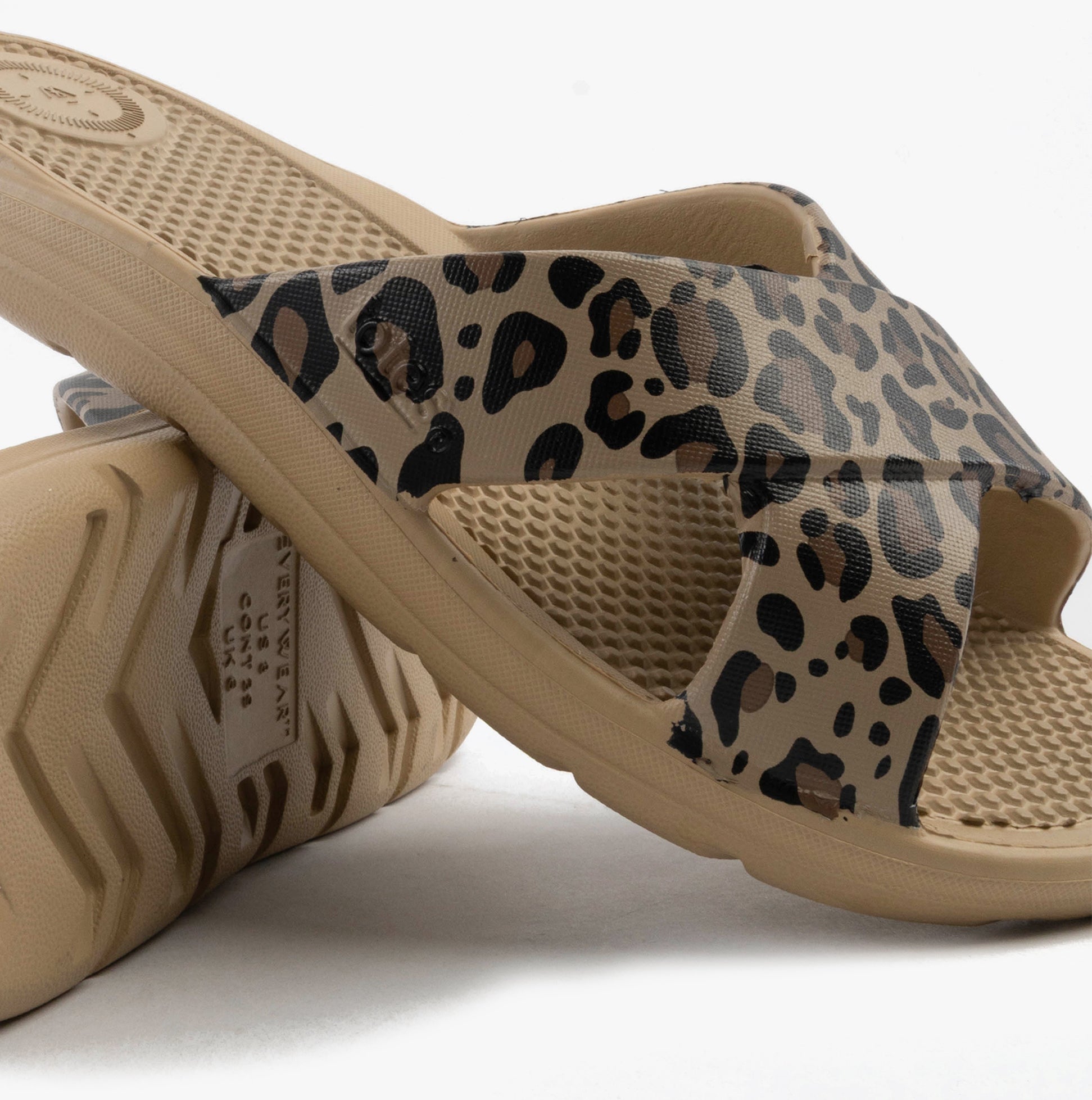 0359FLEO Womens Cross Slides Natural Leopard