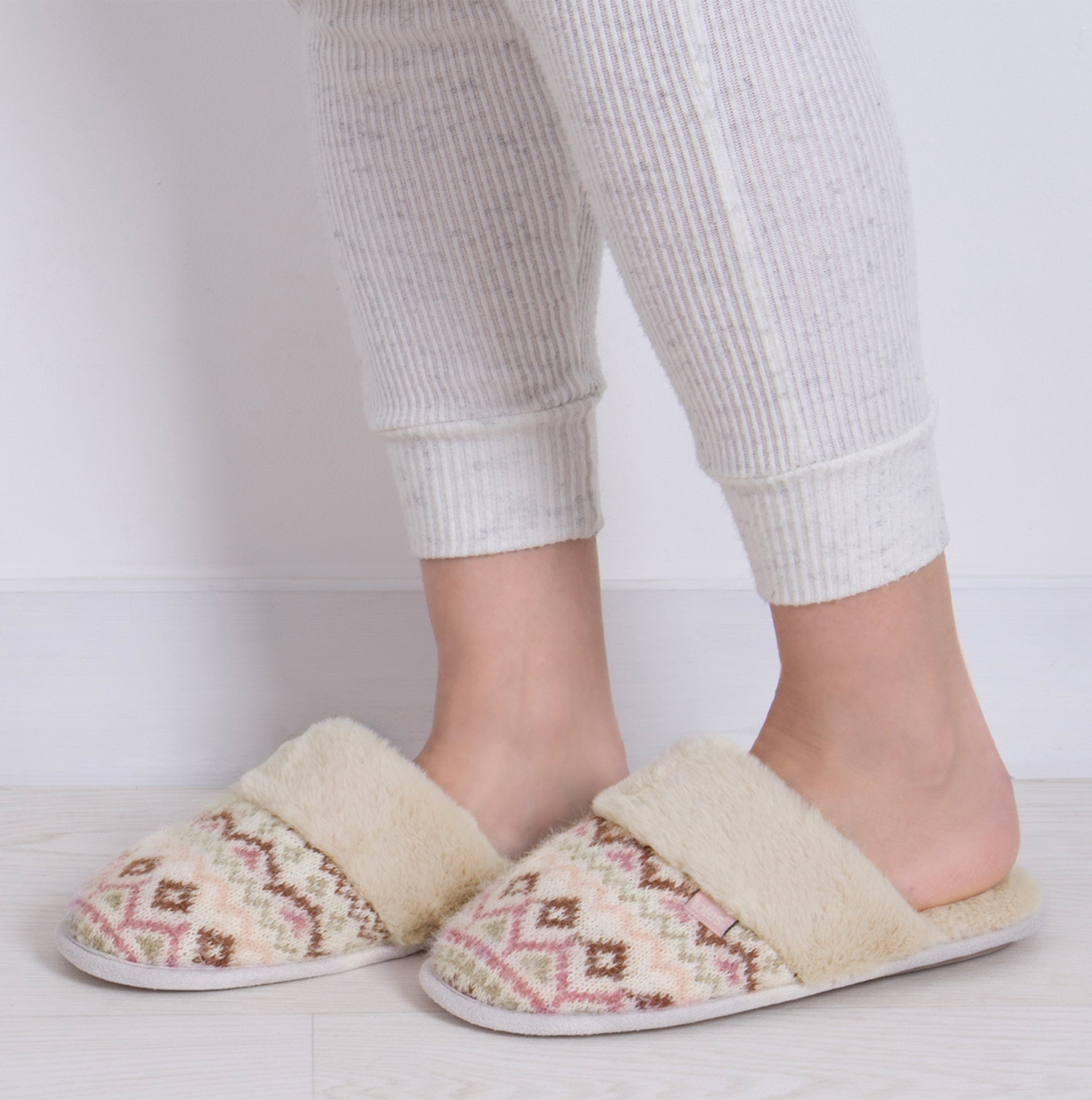 Totes Toasties FAIR ISLE KNIT MULE Slippers Womens Fairisle side view showing comfortable slip-on design with faux fur lining.