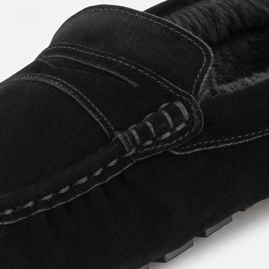 Totes Isotoner SUEDE Mens Faux Fur Lined Moccasin Slippers Black