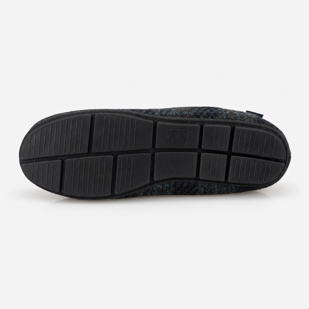 Totes Toasties CHECK MOCCASIN WITH CURLY FUR LINING Mens Moccasins Navy Check