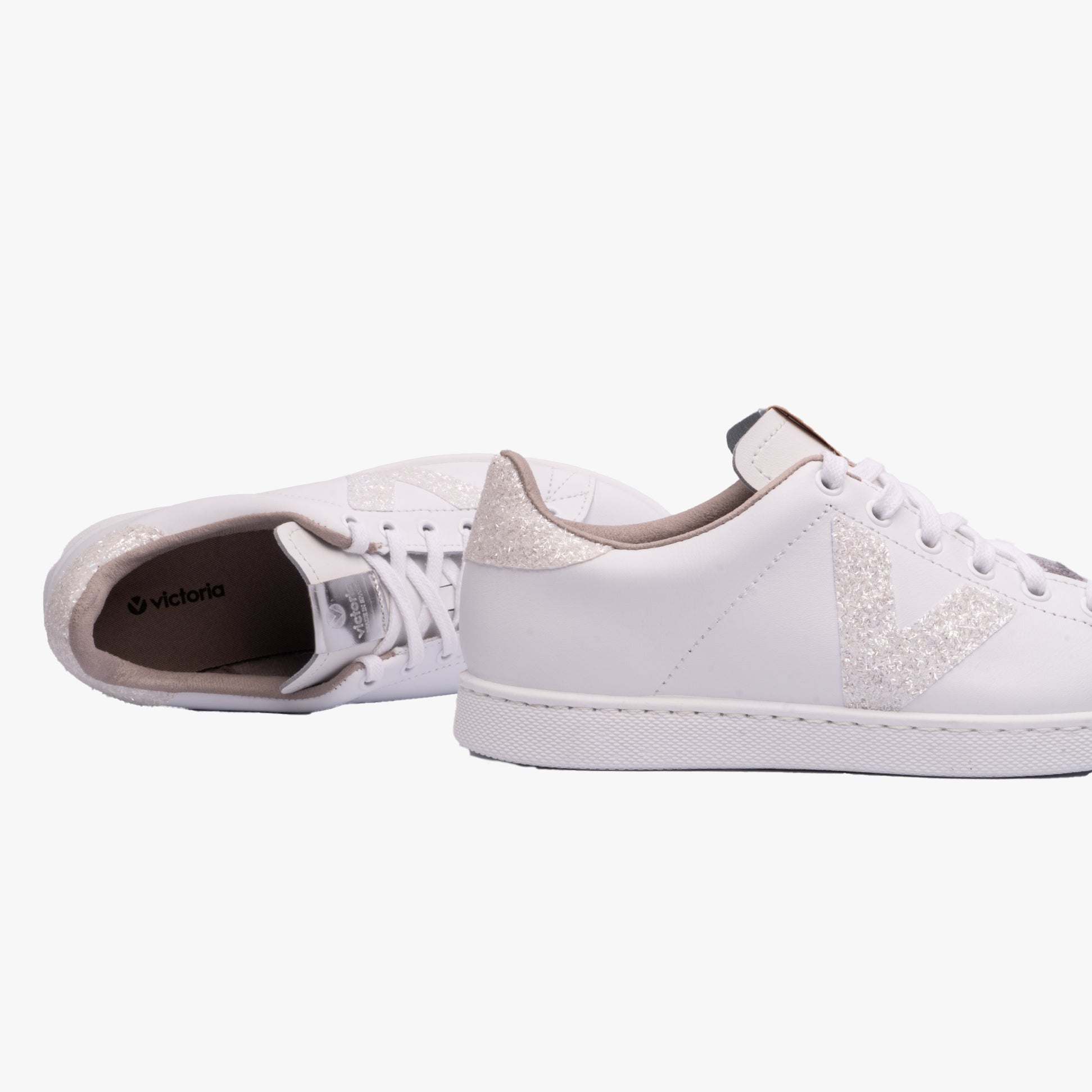 Victoria TENIS LEATHER & GLITTER SWIRLS Womens Trainers Blanco side view showing leather upper and glitter details.