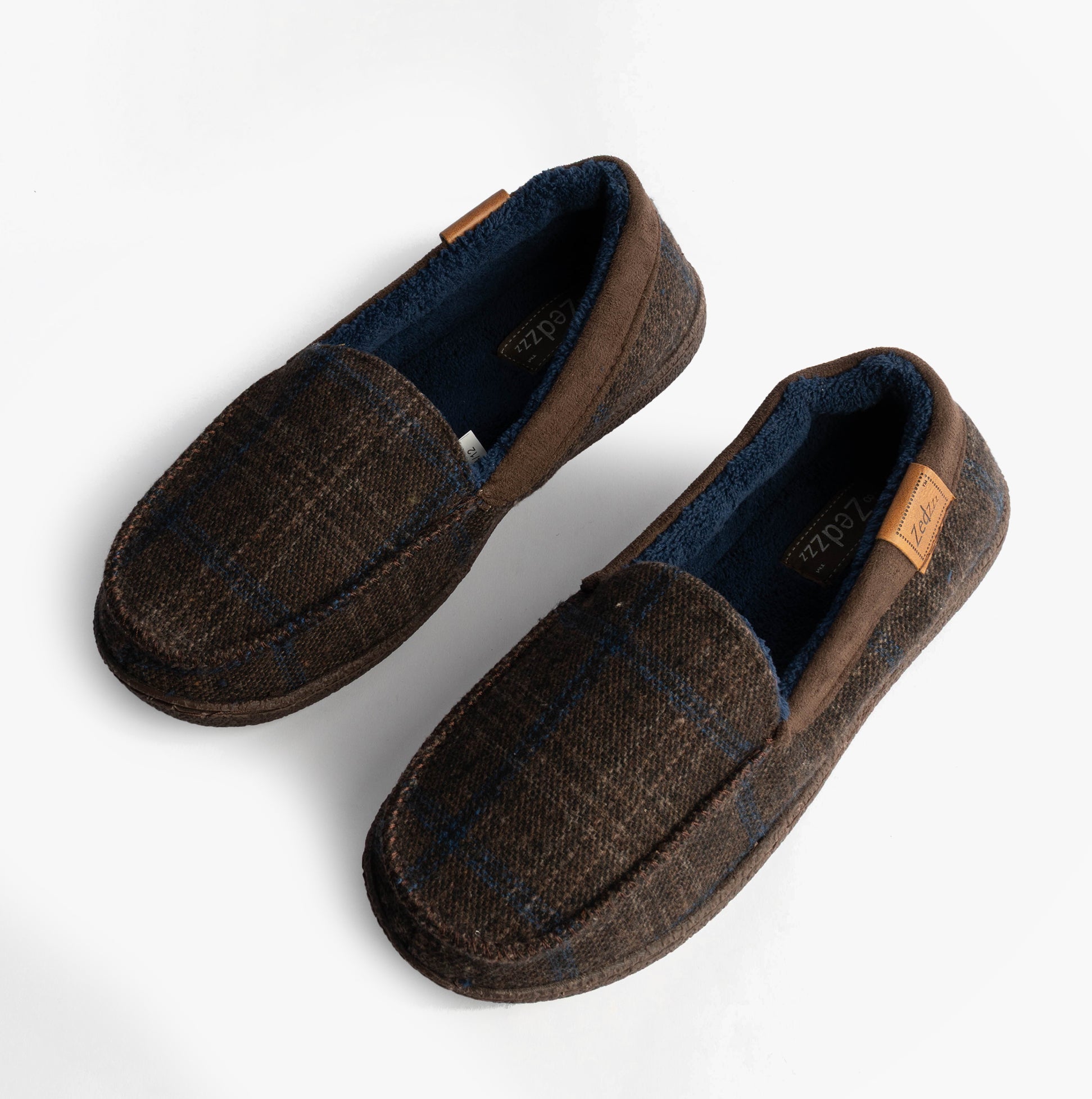 Zedzzz NEVILLE Mens Moccasins Slippers Brown, top view showing plaid textile upper and soft lining.
